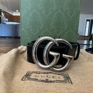 Gucci Black Leather Belt with Silver Marmont GG Buckle Size 115/46